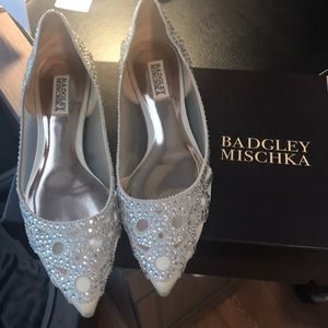 Badgley Mischka Gigi crystal pointy ivory satin